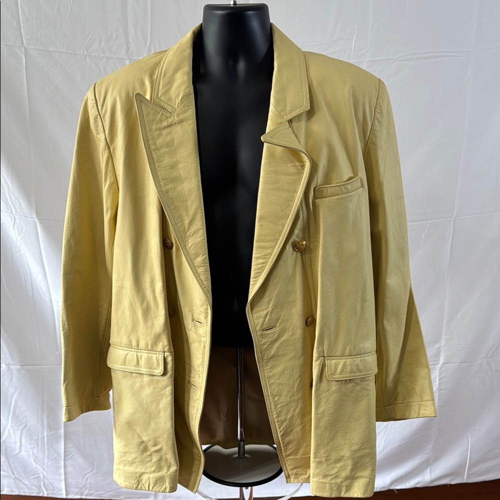 Yellow Lightweight Trench Coat with Notched Lapels